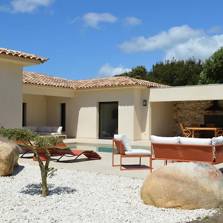 Villa Piscine, 10' De La Plage, Canetto,