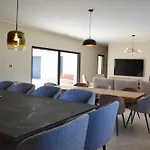 Piscine, 10' De La Plage, Canetto, Villa *