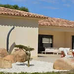 Piscine, 10' De La Plage, Canetto, Villa